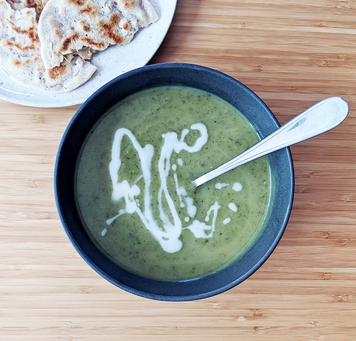 Creamy Zucchini & Kale Soup with Coconut Milk