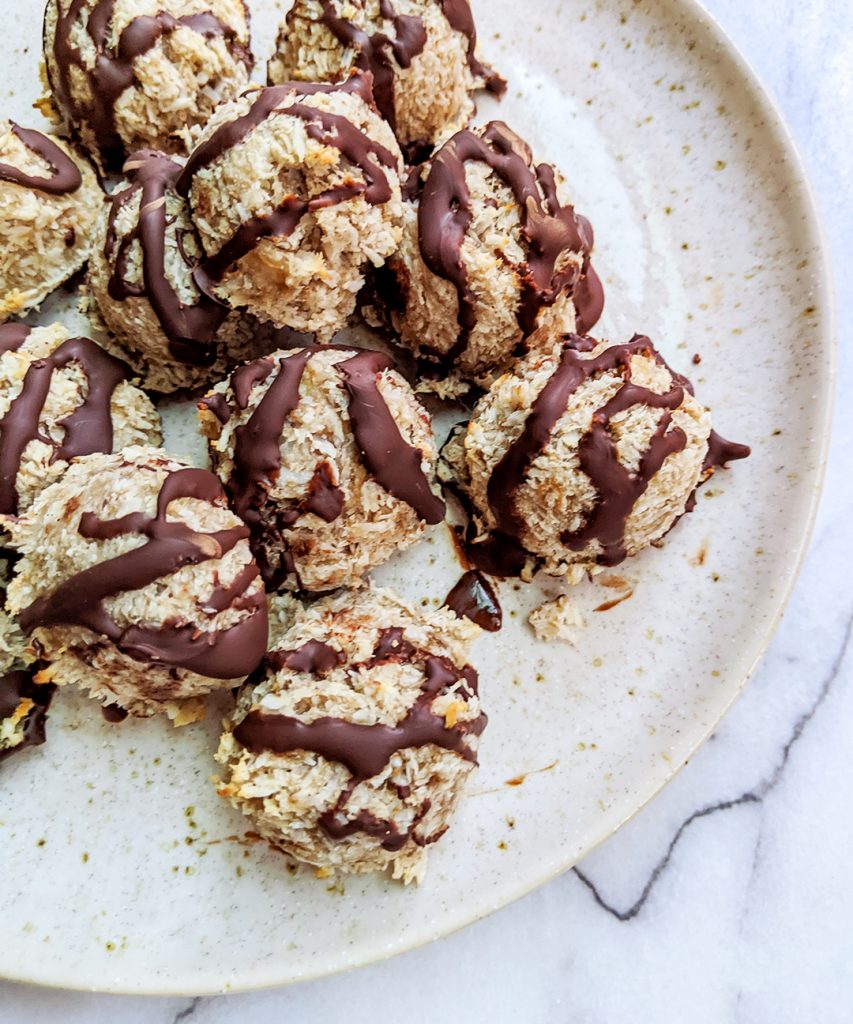 Vegan Coconut Banana Macaroons (Sugar-Free, Gluten-Free)